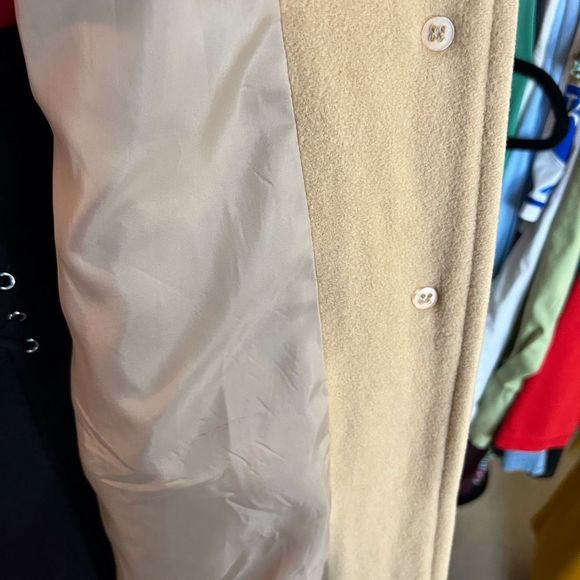 Classic Tan Women's Coat - Picture 5 of 10